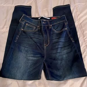 Celebrity pink dark wash skinny stretch jeans sz5/27 *NWOT*